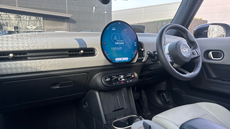 MINI Cooper 1.5 C Exclusive 3dr Auto Petrol Hatchback